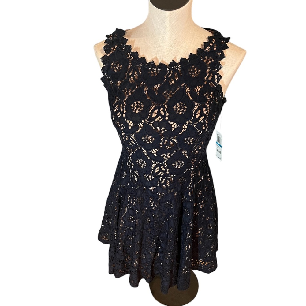 NWT‎ women’s City Studio Navy/Nude lace dress size 9.